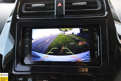 2017 Toyota Prius - Thumbnail