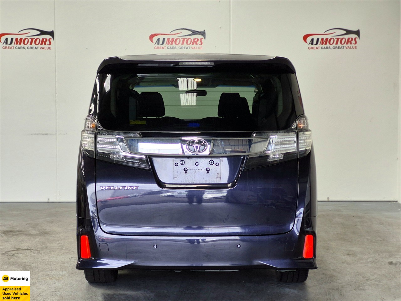 2015 Toyota Vellfire