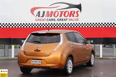 2016 Nissan Leaf - Thumbnail