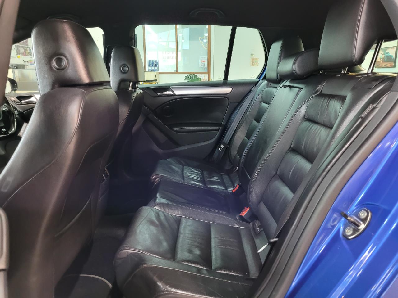 2011 Volkswagen Golf R