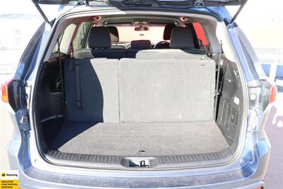 2017 Toyota Highlander - Thumbnail