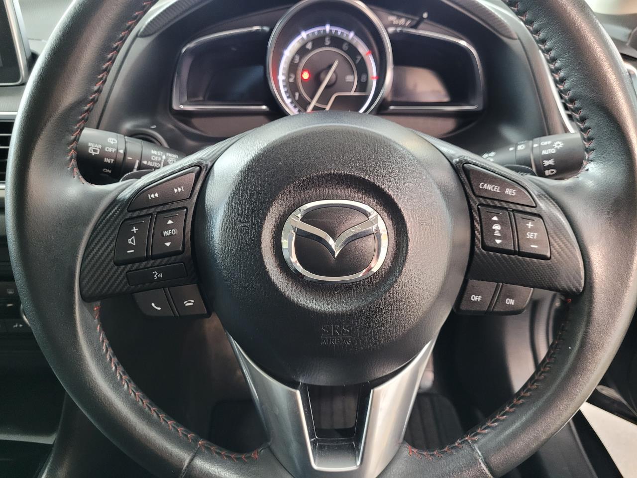 2014 Mazda Axela