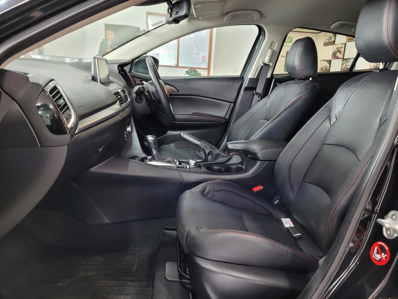 2014 Mazda Axela