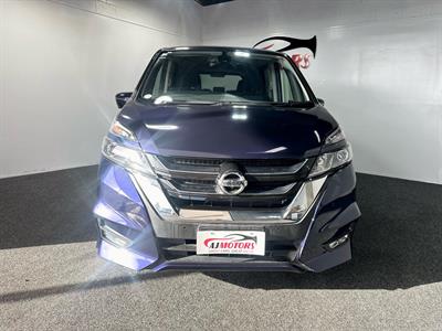2018 Nissan Serena - Thumbnail
