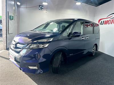 2018 Nissan Serena - Thumbnail