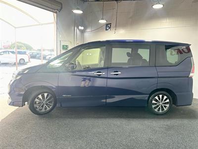 2018 Nissan Serena - Thumbnail