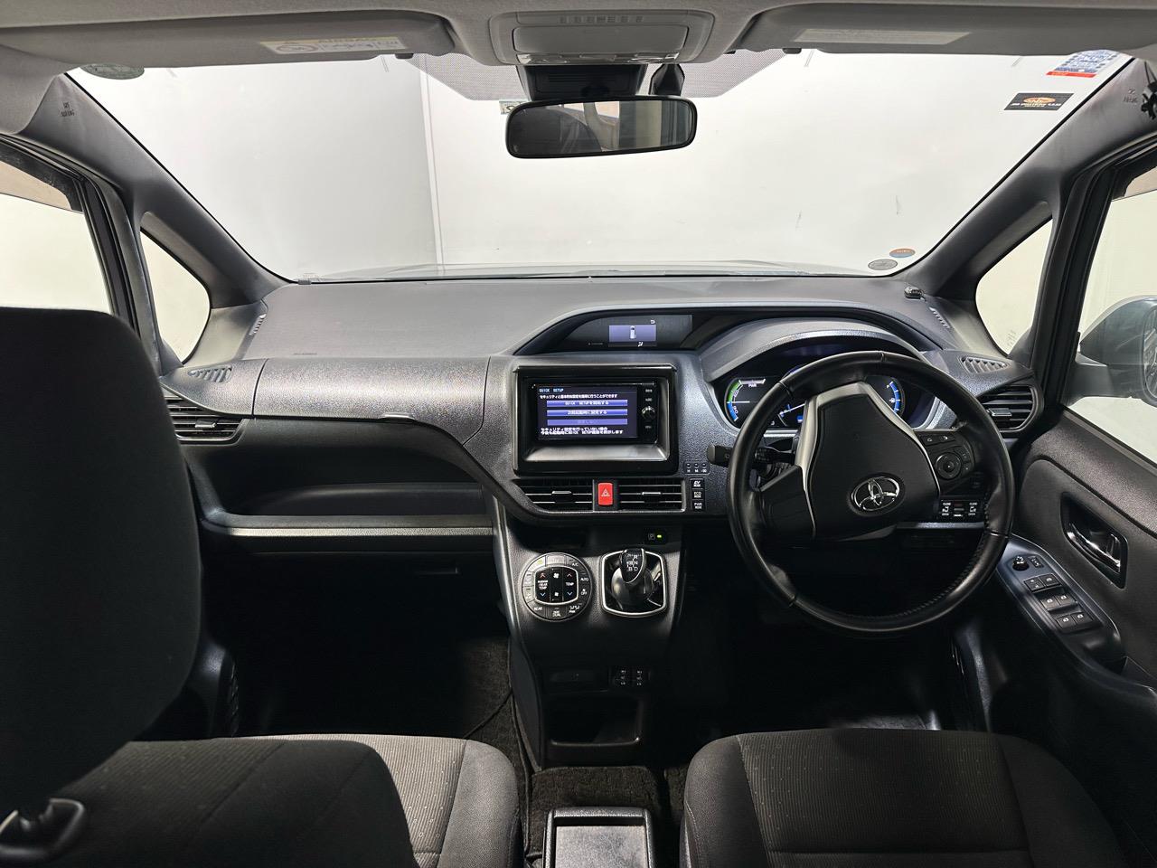 2016 Toyota Voxy