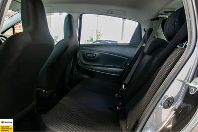 2019 Toyota Vitz - Thumbnail