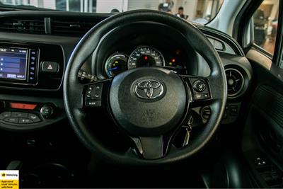 2019 Toyota Vitz - Thumbnail