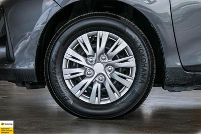 2019 Toyota Vitz - Thumbnail