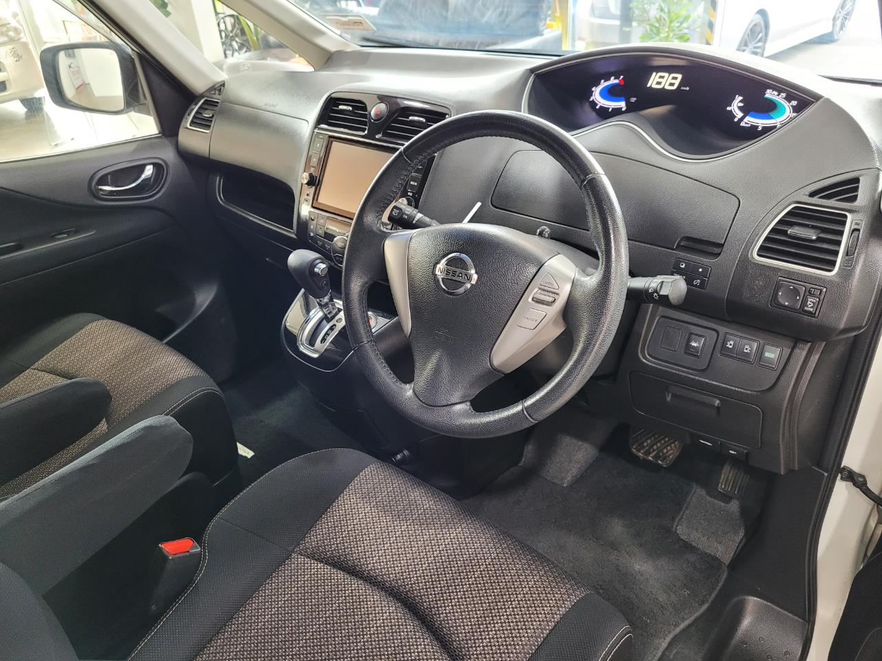 2014 Nissan Serena