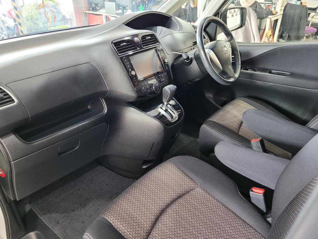 2014 Nissan Serena