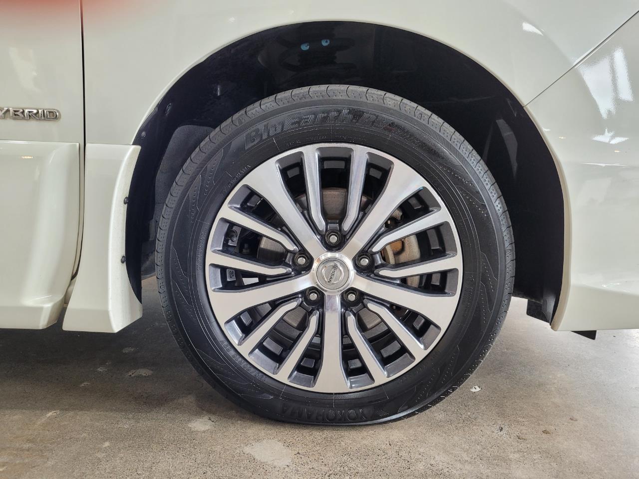 2014 Nissan Serena