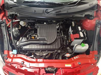 2014 Suzuki Swift - Thumbnail