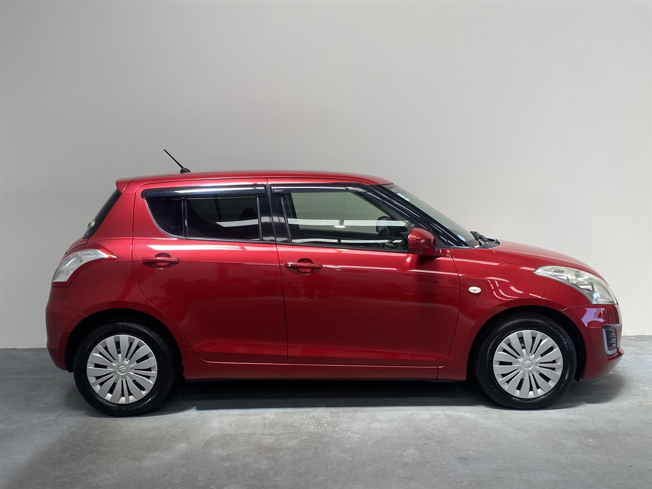 2014 Suzuki Swift