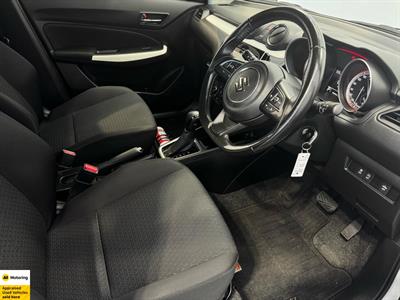 2022 Suzuki Swift - Thumbnail