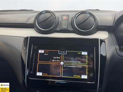 2022 Suzuki Swift - Thumbnail