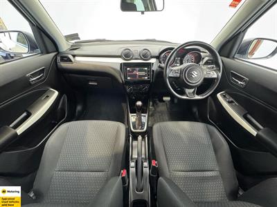 2022 Suzuki Swift - Thumbnail