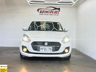 2022 Suzuki Swift - Thumbnail