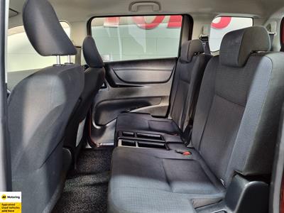 2016 Toyota Sienta - Thumbnail