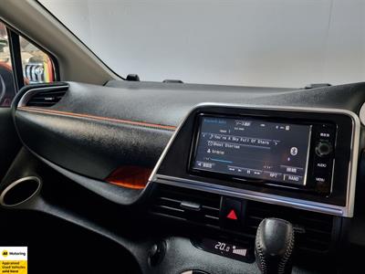 2016 Toyota Sienta - Thumbnail