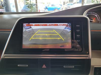 2015 Toyota Sienta - Thumbnail