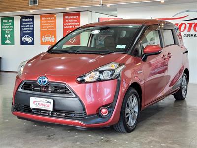 2015 Toyota Sienta - Thumbnail