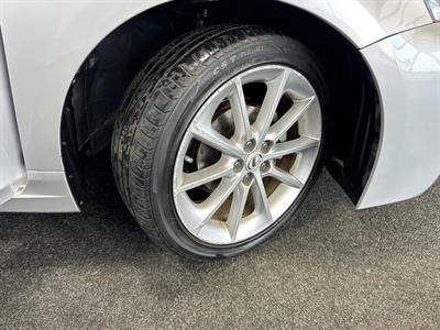 2012 Lexus CT200H - Thumbnail