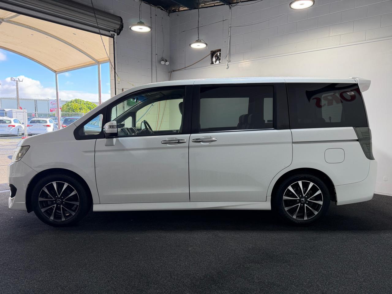 2013 Honda STEPWAGON