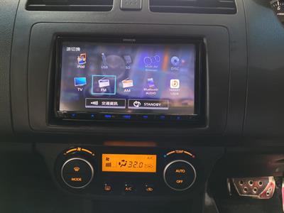 2010 Suzuki Swift - Thumbnail
