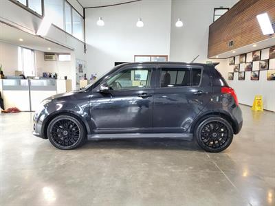 2010 Suzuki Swift - Thumbnail