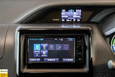2014 Toyota Noah - Thumbnail