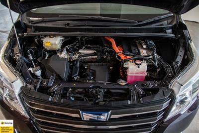 2014 Toyota Noah - Thumbnail