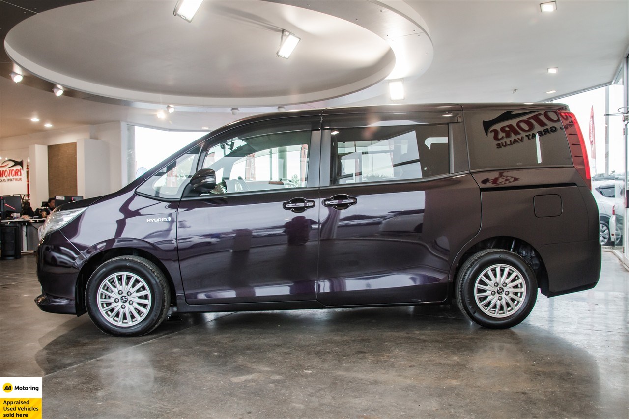 2014 Toyota Noah