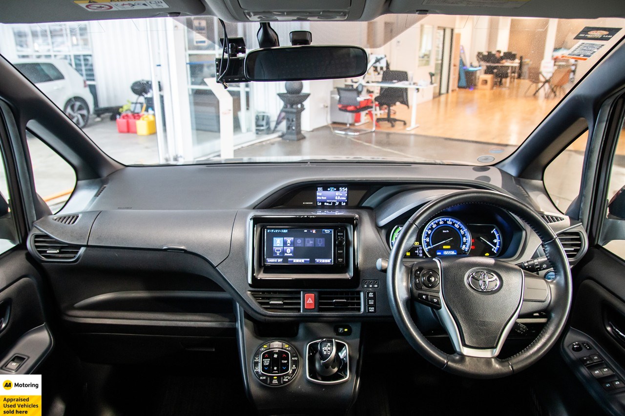 2014 Toyota Noah