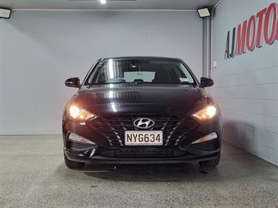 2021 Hyundai i30 - Thumbnail