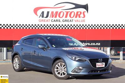 2014 Mazda Axela