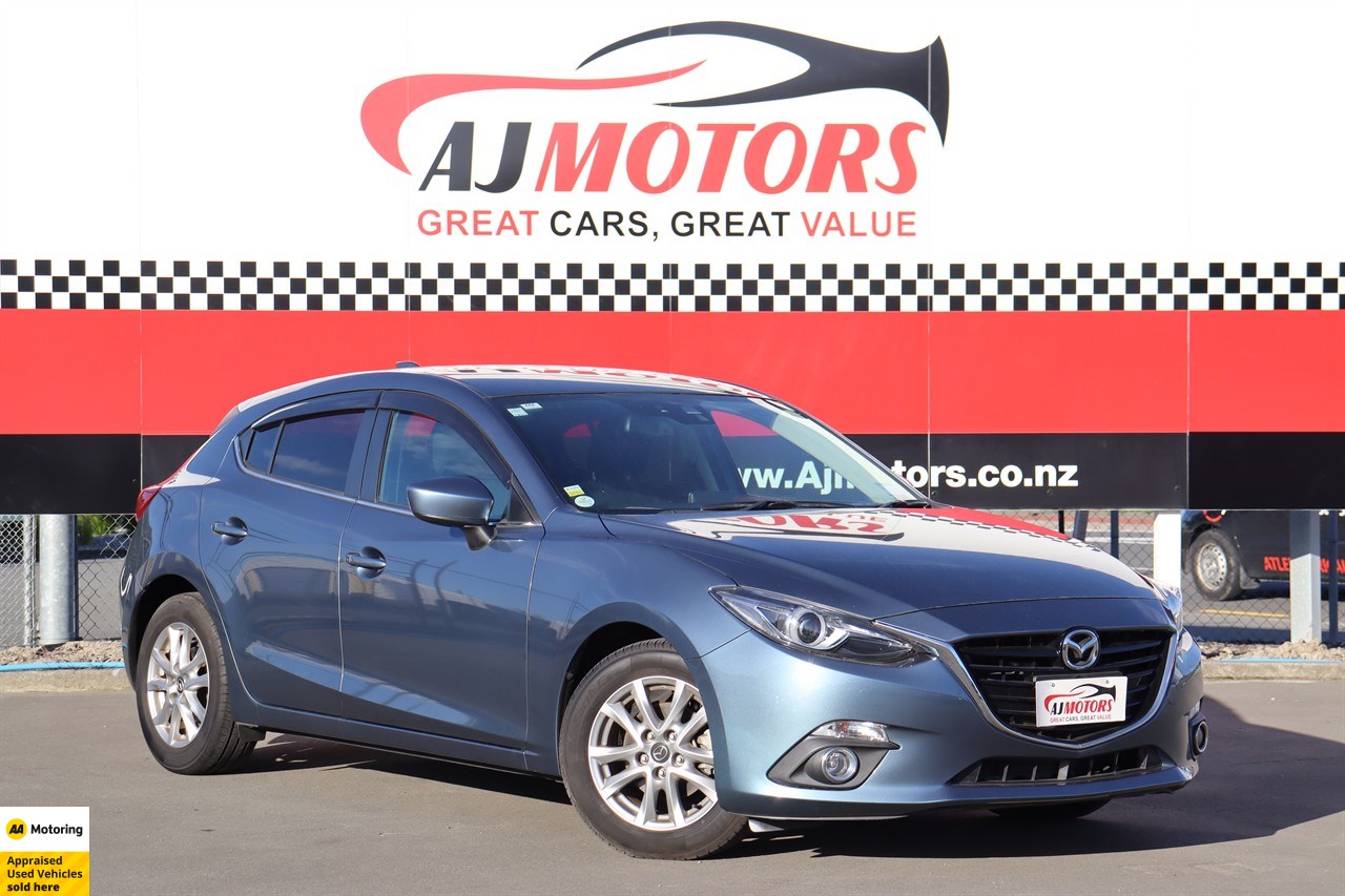 2014 Mazda Axela