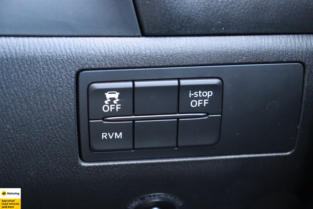 2014 Mazda Axela