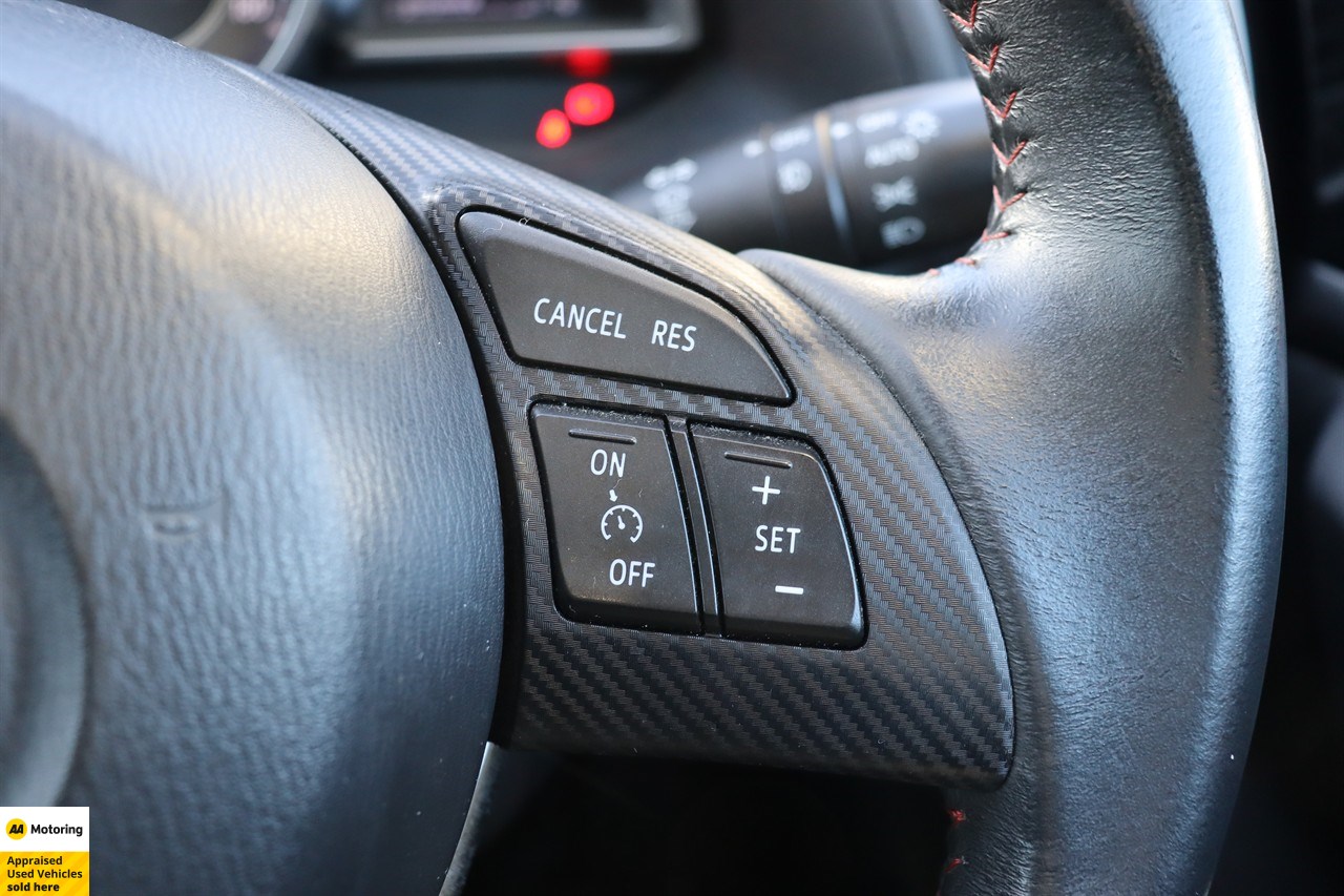 2014 Mazda Axela