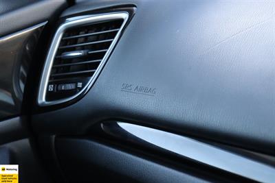 2014 Mazda Axela - Thumbnail