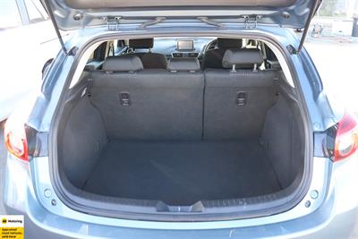 2014 Mazda Axela - Thumbnail
