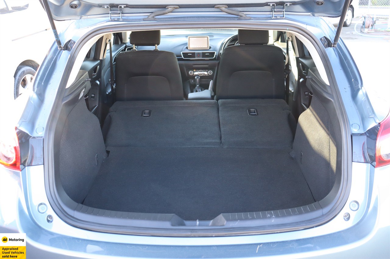 2014 Mazda Axela