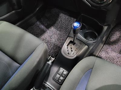 2018 Toyota Aqua - Thumbnail