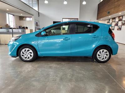 2018 Toyota Aqua - Thumbnail