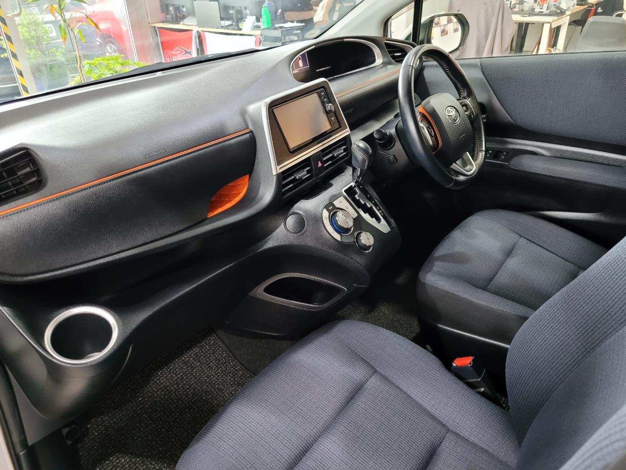 2017 Toyota Sienta