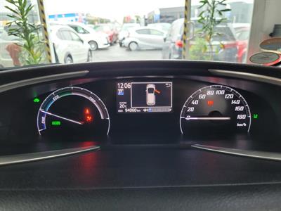 2017 Toyota Sienta - Thumbnail