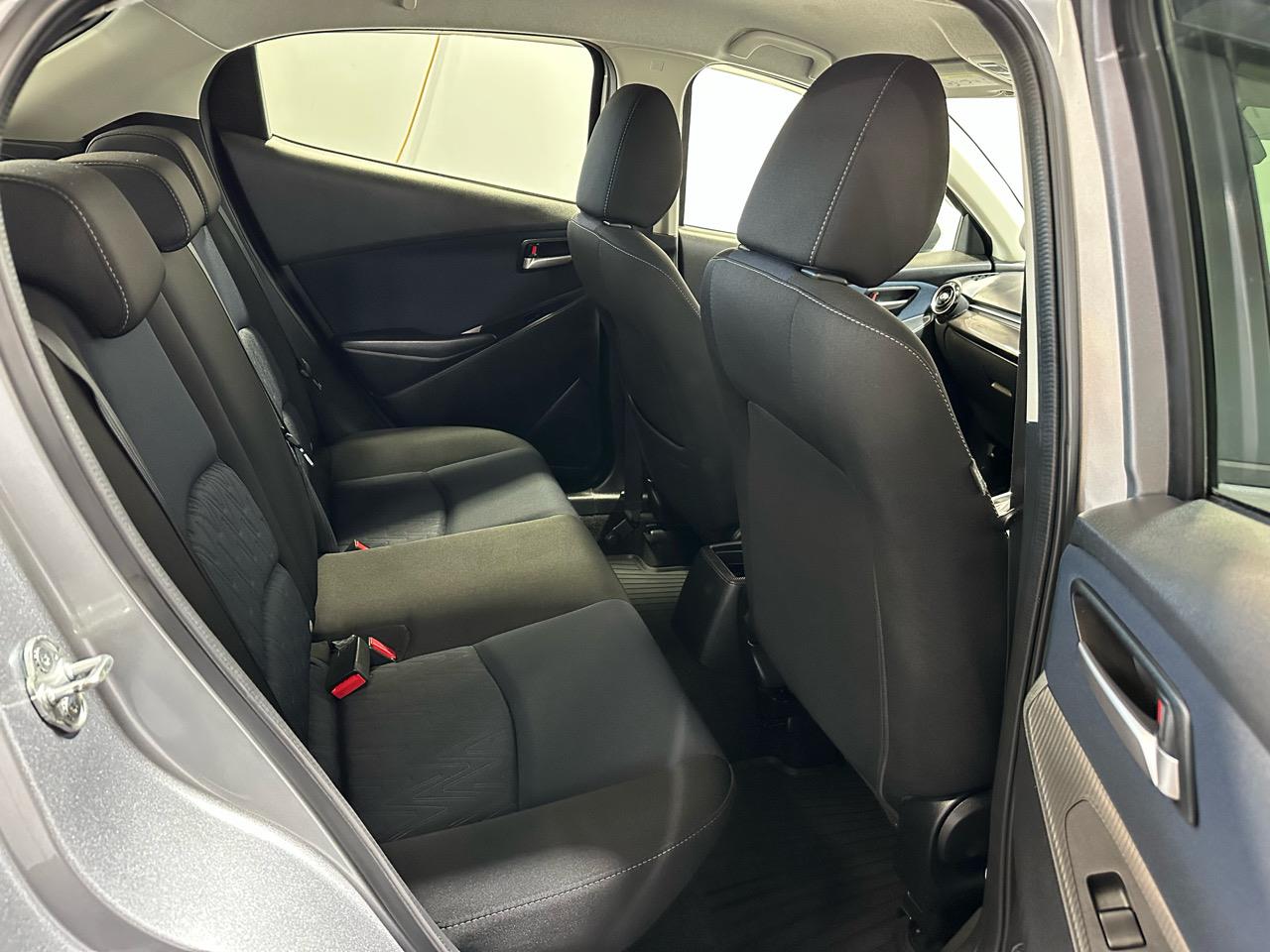 2016 Mazda Demio