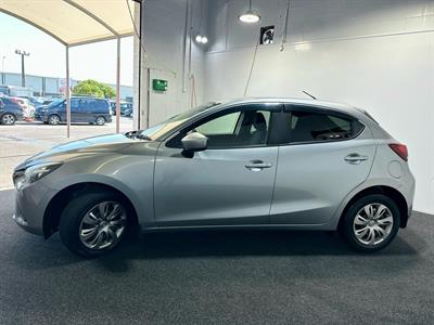 2016 Mazda Demio - Thumbnail