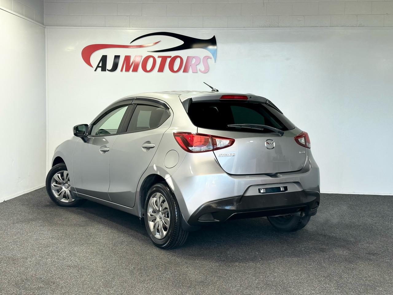 2016 Mazda Demio